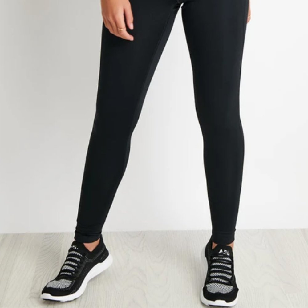HIGH RISE COMPRESSIVE LEGGING - Picture 2 of 4